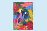 Illustration Les Perroquets du pack sauvage : deux aras dans un feuillage tropical aux fleurs rouges
