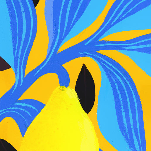 Détail du tirage d'art Citronnier fleuri : un citron jaune et le feuillage bleu sur fond safran