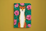 Carnet du pack guépard fleuri, couverture illustrée d'un guépard parmi de grandes fleurs roses