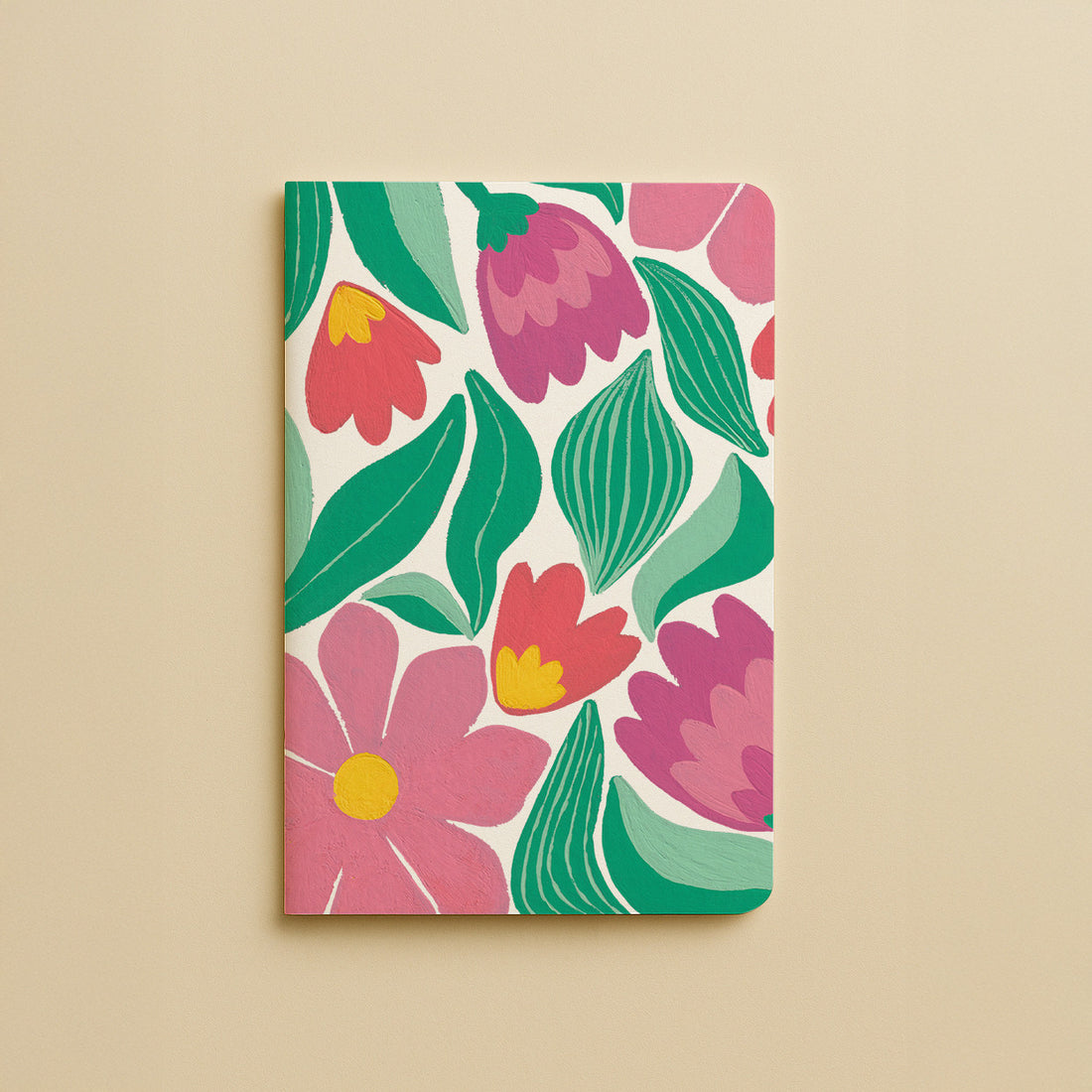 Carnet A5 Jardin graphique, couverture illustrée de tulipes roses et de feuillages verts