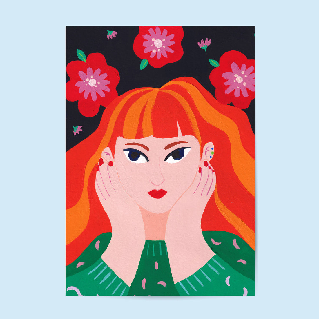 Tirage d'art Portrait Mélissa, portrait d'une femme rousse les mains sur les joues, sur un fond sombre semé de fleurs rouges